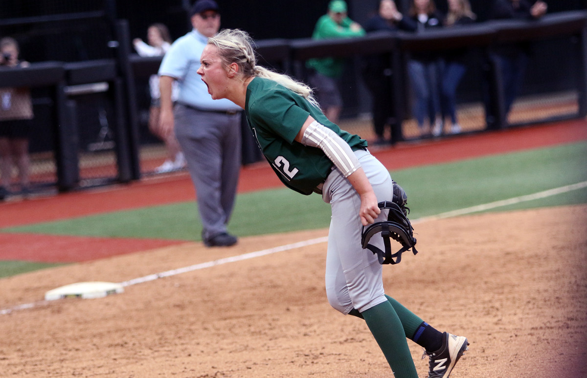 Tigard Oregon City 6A softball final Dan Brood 32